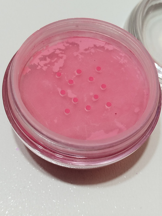 رژگونه پینترستی مدل سر الماسی به همراه پد فانتزی