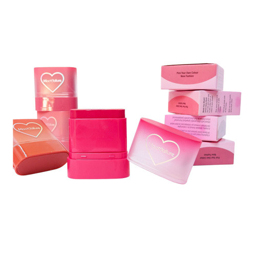 رژ لب و گونه استیکی برند موکالر تصویر گالری