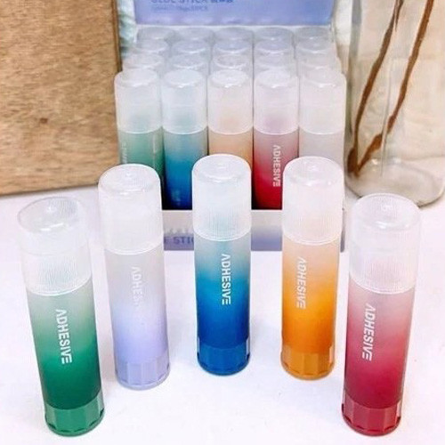 چسب ماتیکی شفاف 15 گرمی برند ADHESIVE تصویر گالری