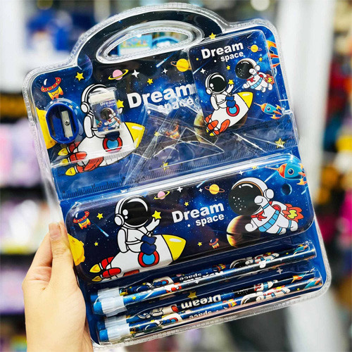 پک هدیه لوازم تحریر مدل 12 تکه گالری