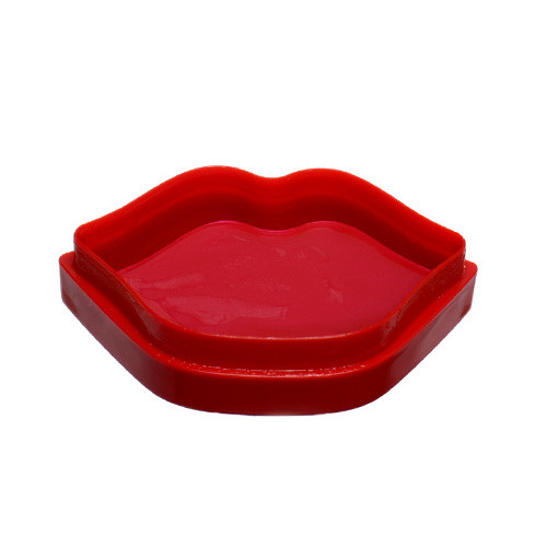 ماسک لب جعبه ای برند SersanLove تصویر جعبه در باز