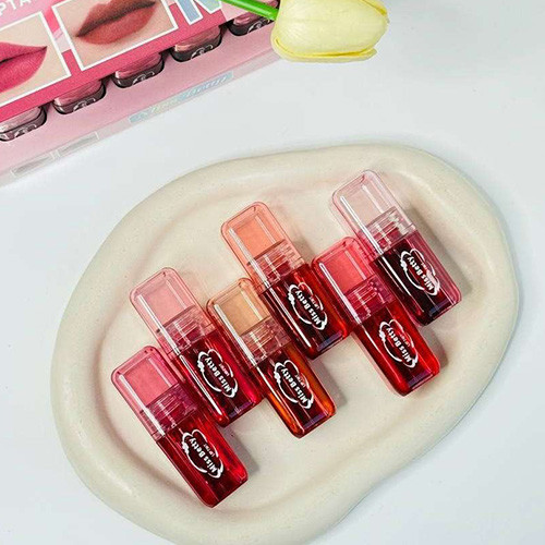 تینت لب پوکه شفاف برند Miss Betty گالری 2