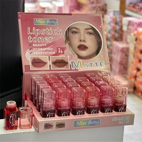 تینت لب پوکه شفاف برند Miss Betty گالری 1