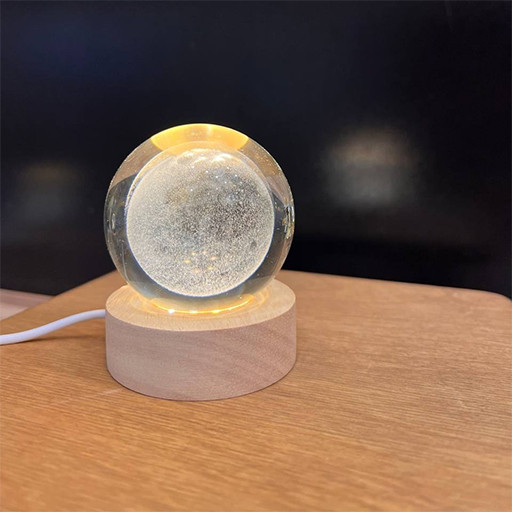 گوی کریستالی شبخواب طرح ماه قطر 8 سانتی متر گالری 2