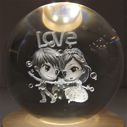 گوی کریستالی شبخواب طرح عاشقانه قطر 8 سانتی متر گالری 3