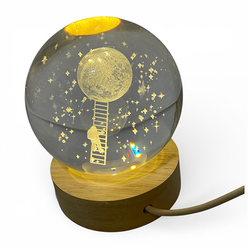 گوی کریستالی شبخواب طرح فضانورد قطر 8 سانتی متر شاخص